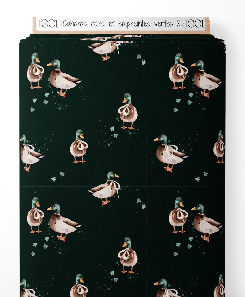 Tissu - Canards noirs et empreintes vertes 2