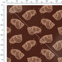 Tissu - Escargots beige sur marron